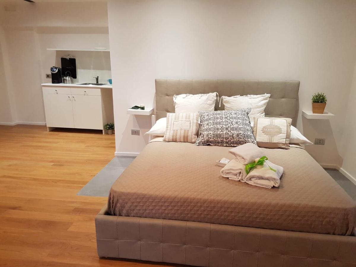Via Roma Deluxe Apartment Salerno